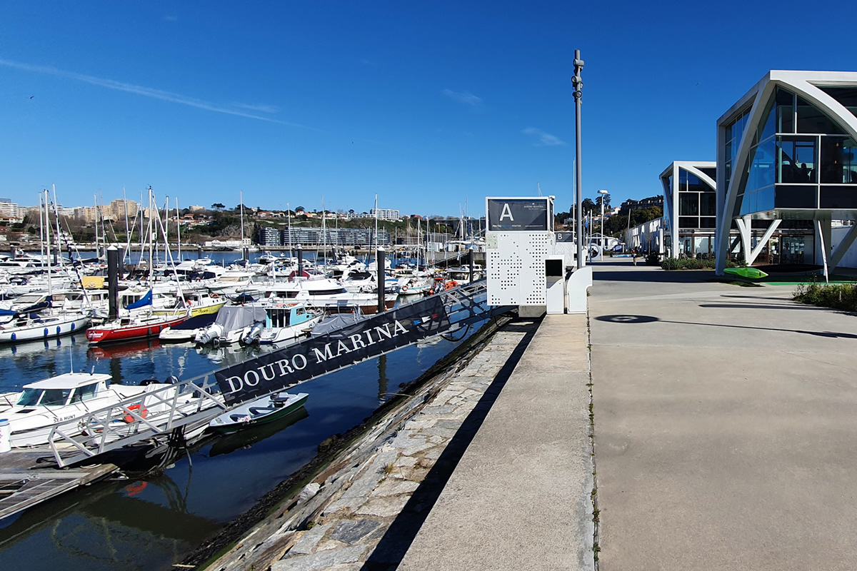 Douro Marina harbor closeby.